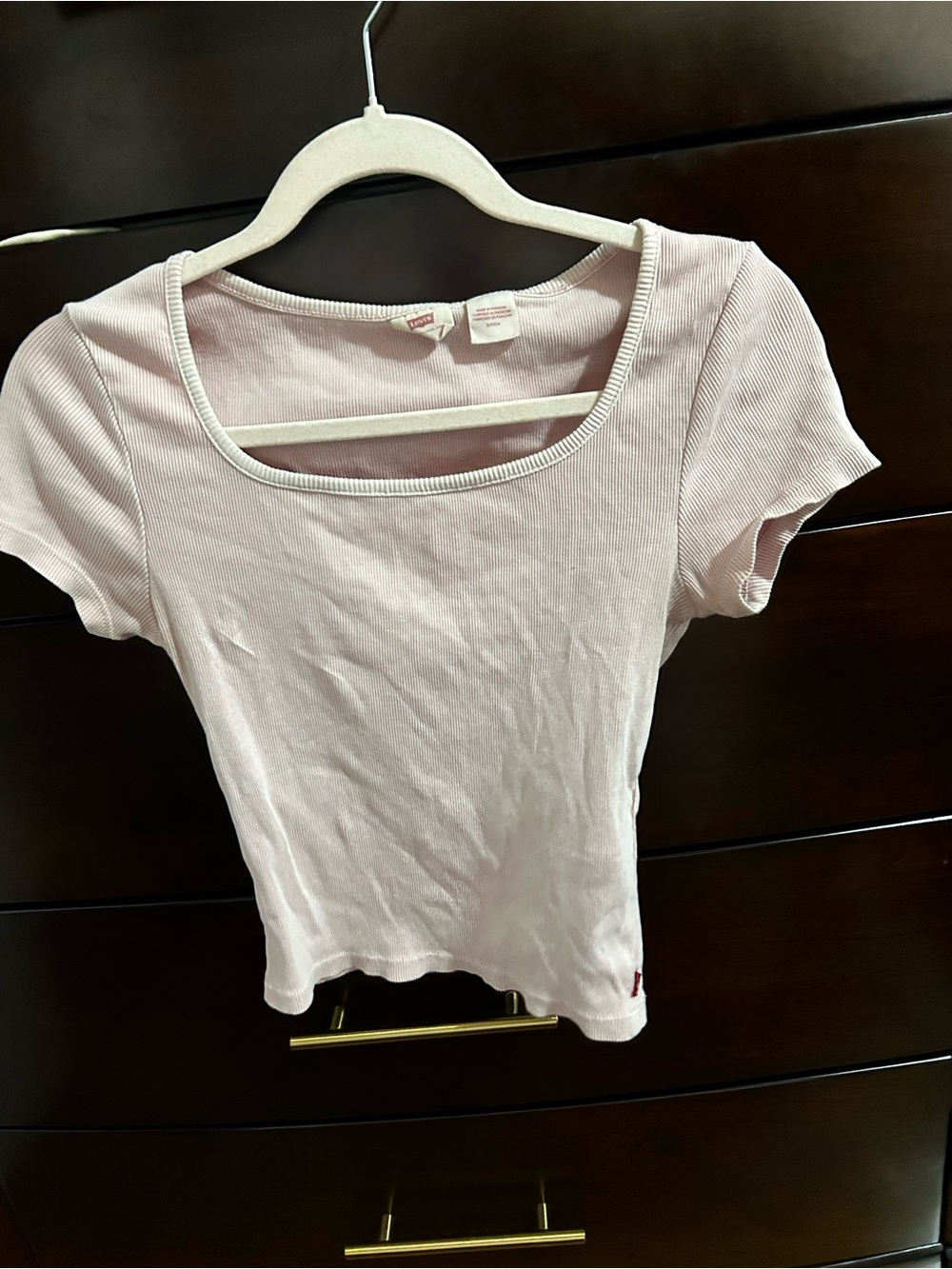 Levi's Light Pink Ribbed Scoop Crop Top